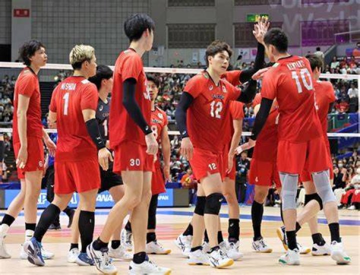 日本バレー男子の歴代監督を年代で追う：戦い方が変わった理由